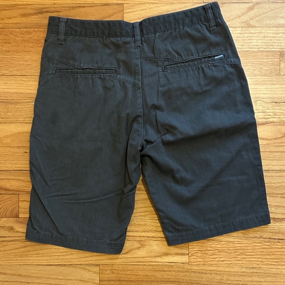 Volcom Gray Shorts- 32inch - 10inch inseam - Picture 3 of 3